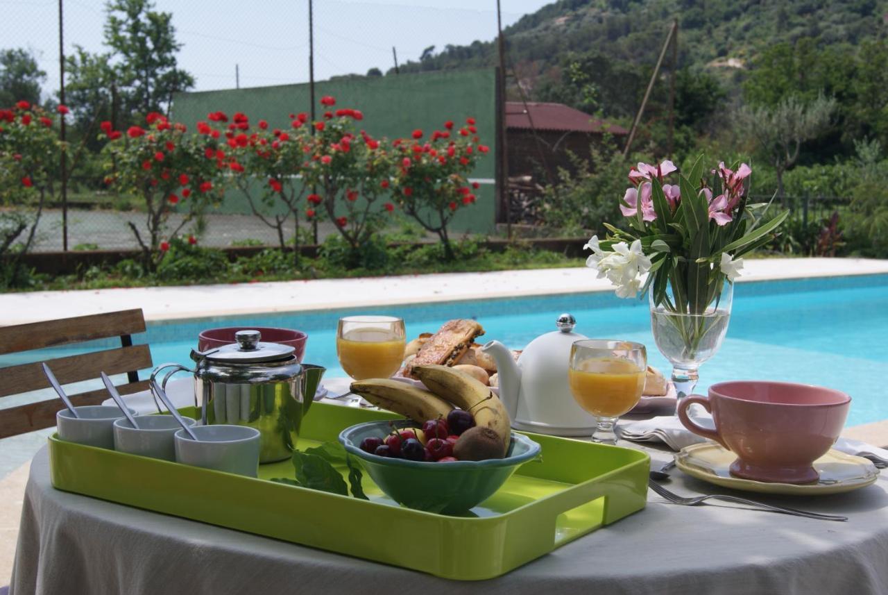 Le Bourguet Bed & Breakfast Sollies Pont Bagian luar foto