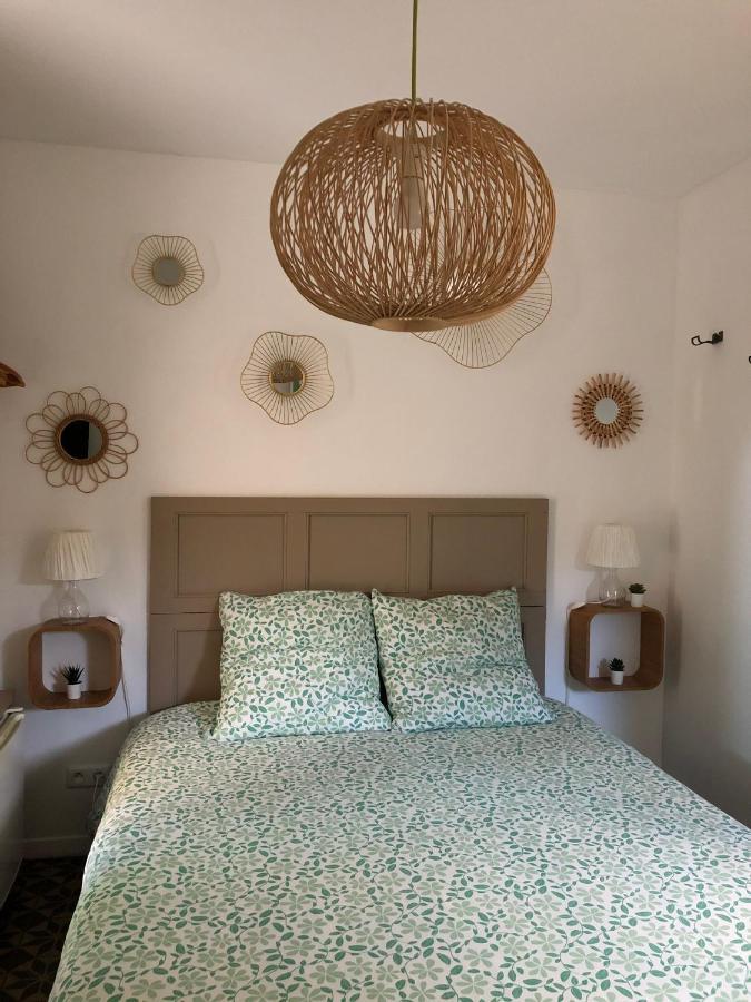 Le Bourguet Bed & Breakfast Sollies Pont Bagian luar foto